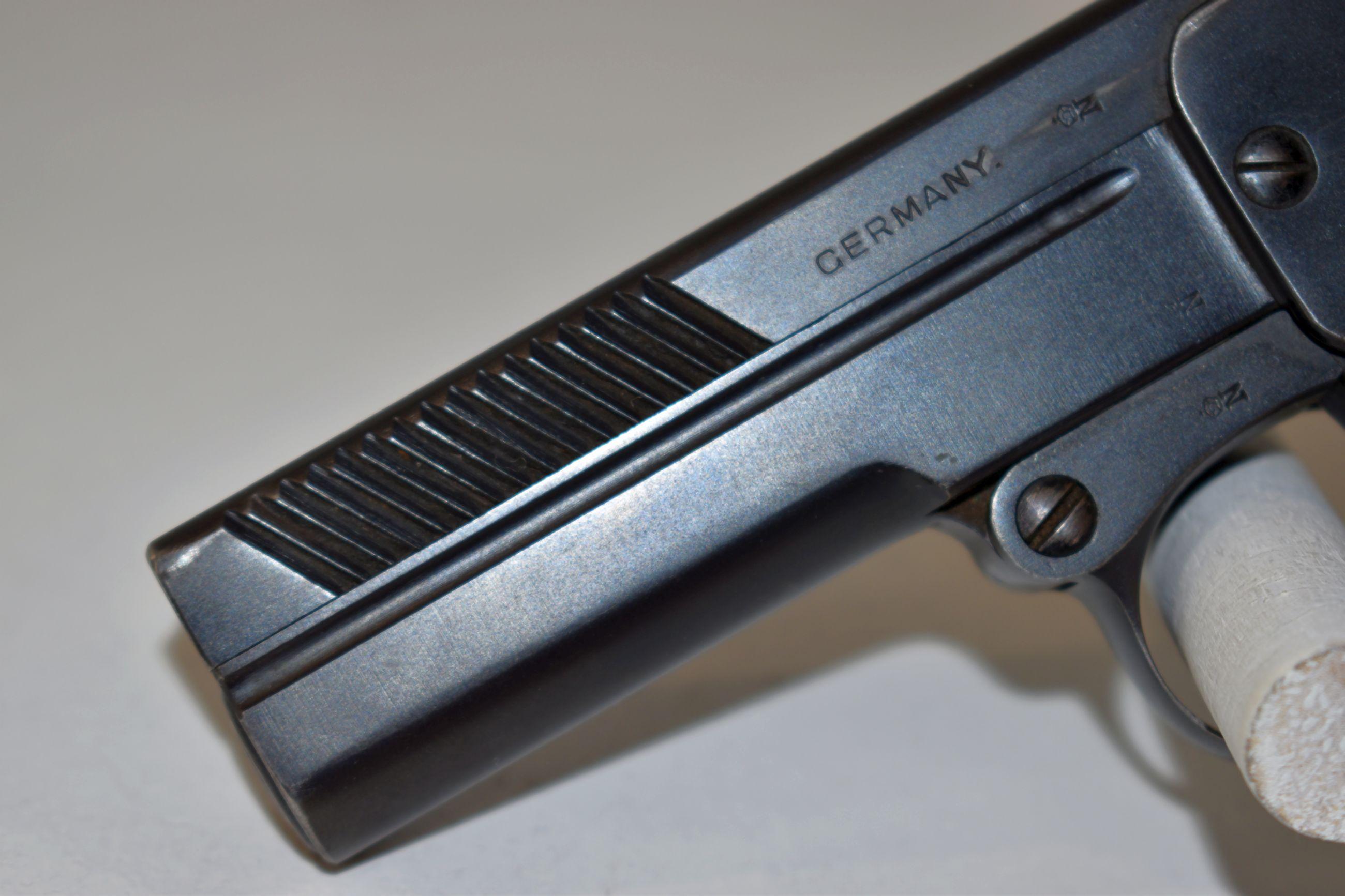 Dreysc Germany Made 9MM Semi Auto Pistol, SN: 237151, one magazine