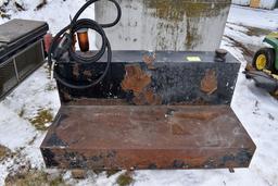 L-Shaped Pickup Fuel Tank With 12 Volt Pump