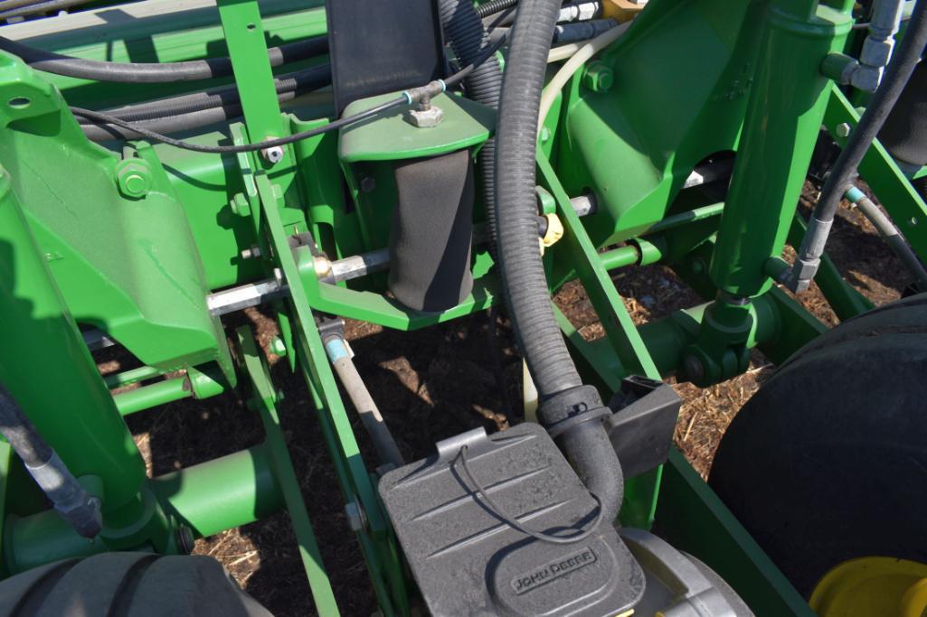 2010 John Deere 1770NT CCS Planter 16 Row 30" Liquid Fertilizer In-Furrow, Center Seed System,