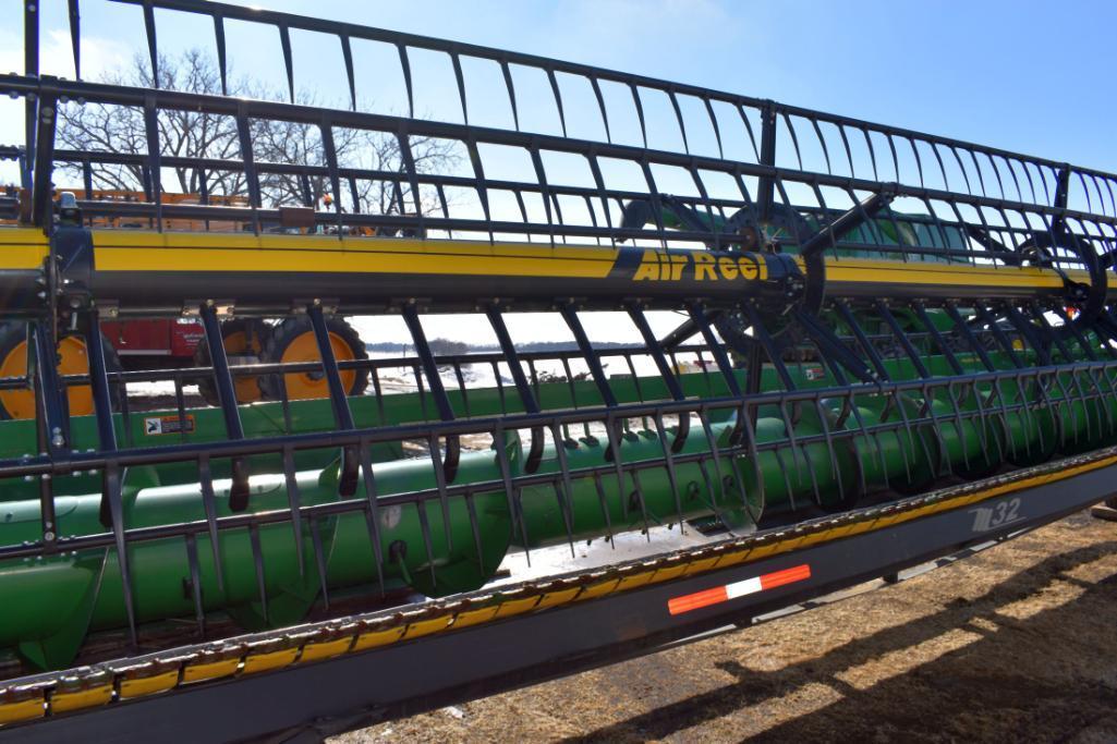 2013 John Deere 630F HydraFlex Bean Platform, Crary Air Reel, 30', Single Point Hookup, Full Finger