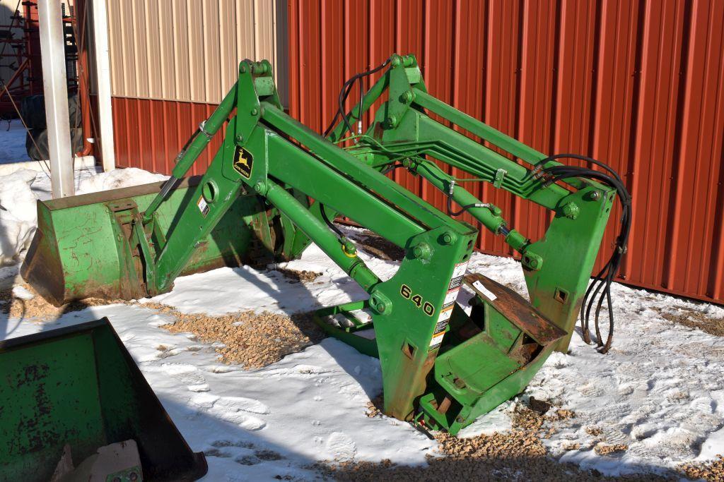 John Deere 640SL Hydraulic Loader, 79" Quick Attach Bucket, With Loader Mounts Off Of