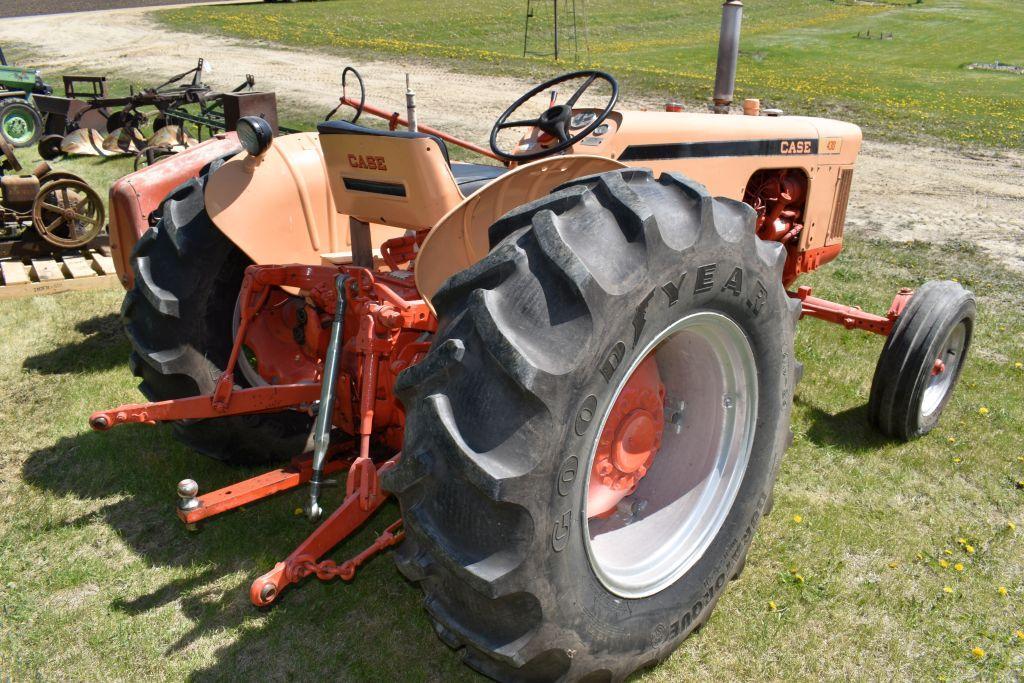 Case 430 Gas Tractor, Open Station, Wide Front, Fenders, 14.9x24 Tires, 3pt., 540PTO, Single