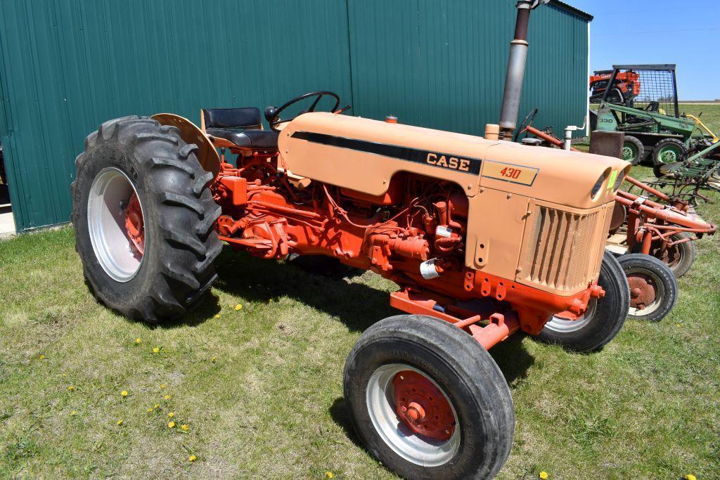 Case 430 Gas Tractor, Open Station, Wide Front, Fenders, 14.9x24 Tires, 3pt., 540PTO, Single