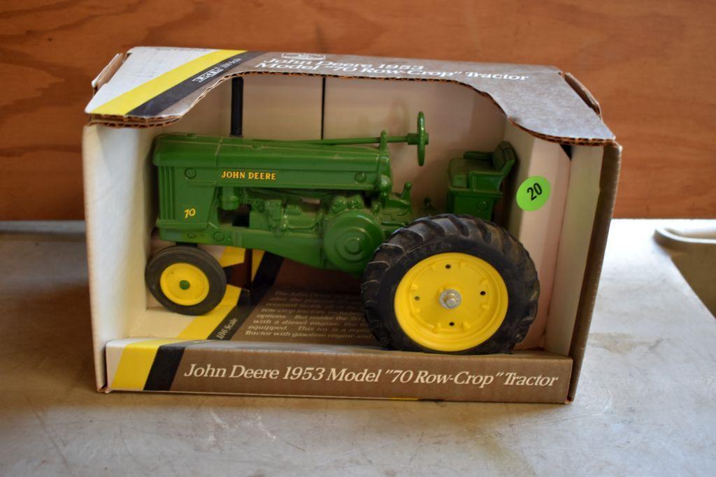 Ertl 1953 John Deere Model 70, Row Crop Tractor, 1/16 Scale