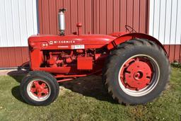 1948 McCormick-Deering W-9 Standard, Fenders, 540PTO, Belt Pully, Wheel Weights, 16.9x34 Tires,