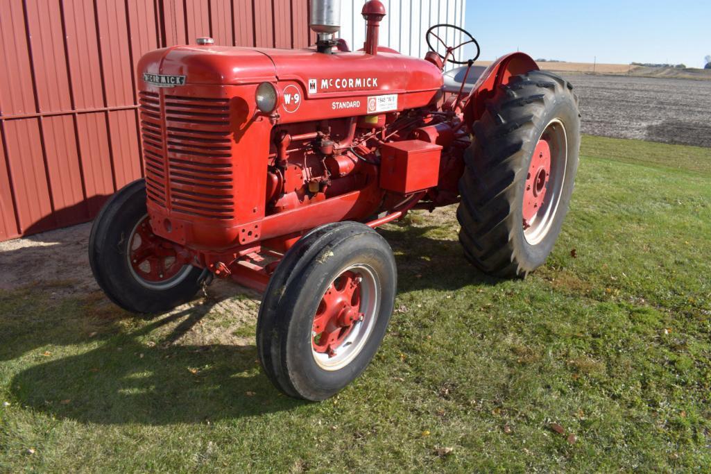 1948 McCormick-Deering W-9 Standard, Fenders, 540PTO, Belt Pully, Wheel Weights, 16.9x34 Tires,