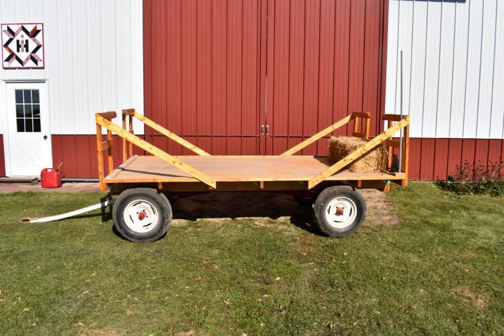 Custom Parade Wagon, 7'x12' On Running Gear