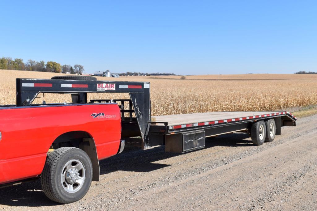 1998 Blair Gooseneck Trailer, 24' Deck, 4' Dove Tail, 102" Wide, Tandem 7,000lbs Axles, Ramps, Side