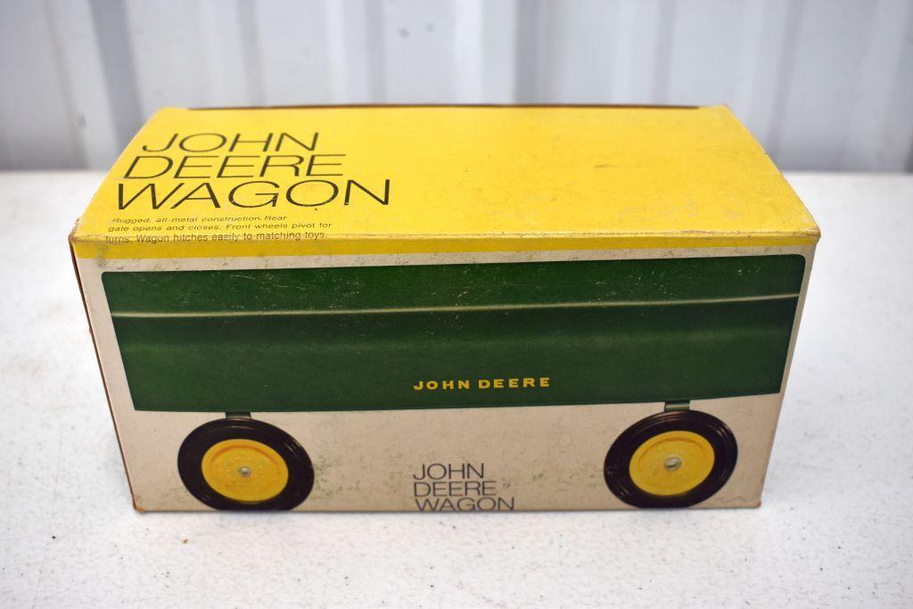 Original Ice Cream Box Ertl John Deere Wagon, Box in good condition with some wear