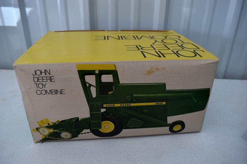 Ertl John Deere Original Ice Cream Box 6600 Combine Box in Good Condition Show Wear