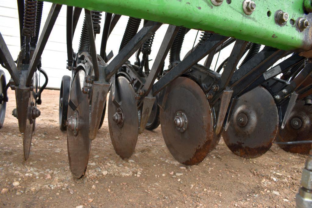 John Deere 515 Grain Drill, 15', 7.5" Spacing, 3pt., Press Wheel, Hyd. Markers, Grass Seeder