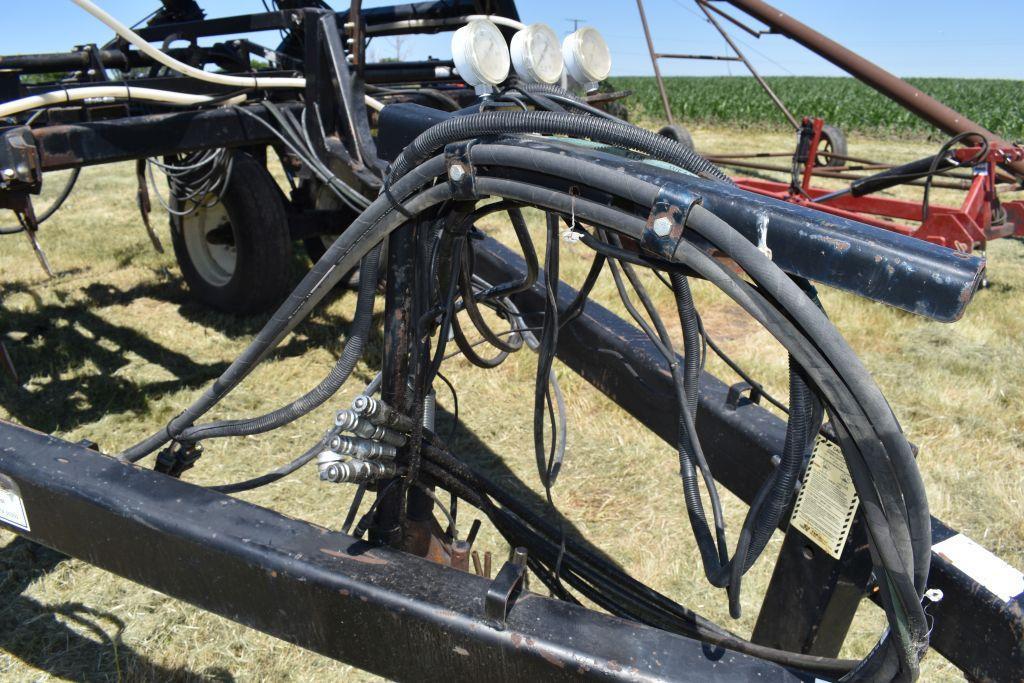 Nitro Master 8500 Series Anhydrous Tool Bar, 62.5', 25 Shank, 30" Spacing, Pull Type, Raven