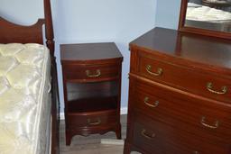 Nice Wooden 5 Piece Solid Wood Bedroom Set, Tall Boy Dresser, Mirrored Dresser,