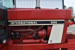1977 International 886 2WD Tractor, 6973 Hours, 18.4x38, 540/1000PTO, 3pt, 2 Hydraulic,
