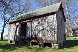 Approx. 1890's Old Wooden Granary 16' x 32', Old Weather Boards