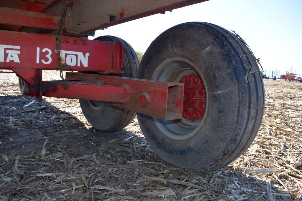 H & S 7+4 Steel Forage Box, 16' With Minnesota 13 Ton Tandem Axle Gear