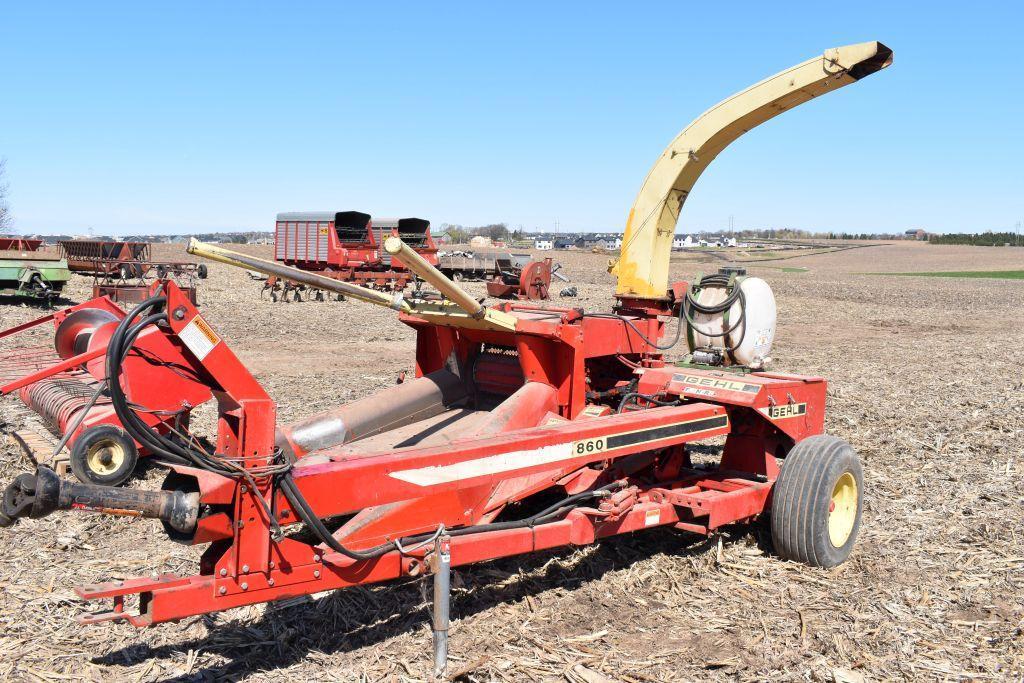 Gehl 860 Forage Harvester, Hydro Swing, Elec. Spout, 1000 PTO, Sells With TR3038 2 Row