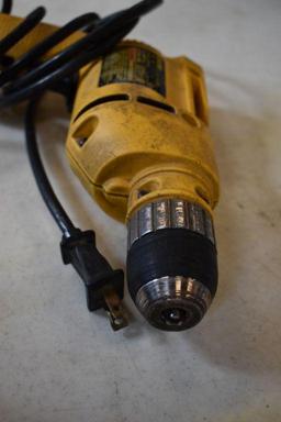 DeWalt DW106 3/8" Corded Drill - Keyless Chuck