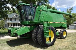 1995 John Deere 9600 Combine, 20.8x38 Duals 70%, 2629 Sep/3903 Eng Hours, Long Auger, Bin Topper,