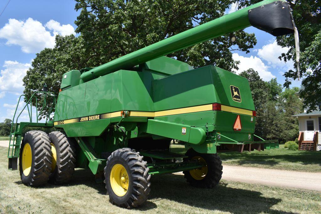 1995 John Deere 9600 Combine, 20.8x38 Duals 70%, 2629 Sep/3903 Eng Hours, Long Auger, Bin Topper,