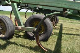 John Deere 1610 Chisel Plow, 17 Shank, 16.5', Walking Tandems