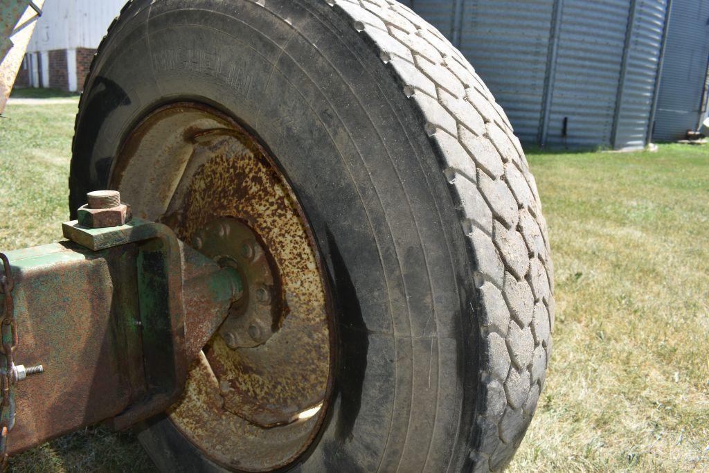 J&M 350 Bushel Gravity Flow Wagon With 13 Ton Gear, 11x24.5 Tires