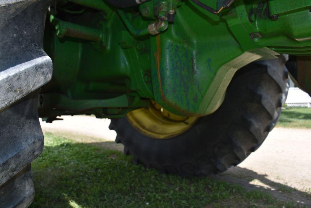 1990 John Deere 4455 2WD, 6716 Hours, 18.4x42 Duals, Rock Box, 3pt, Quick Hitch, 3 Hydraulic, Quad