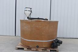 1400 Gallon Fiberglass Tank, Chemical Inductor, Hose, Transfer Pump