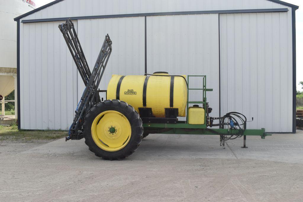 L&D 1000 Gallon Crop Sprayer, 60' Booms, 20" Spacings, Hydraulic Drive, 13.6-38 Tires, Raven 440