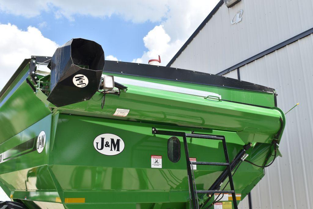 J&M Model 620-14 Grain Cart, 1000PTO, Roll Tarp, DT712 Radial Tires, Tractor Lug, Digi Star Scale,