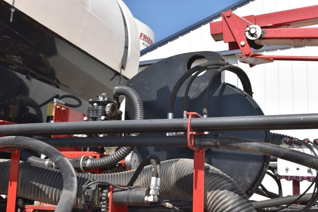 2014 CIH 1255 Early Riser Planter 16 Row 30" Center Fill, 2pt. Front Fold, Liquid Fertilizer, 500