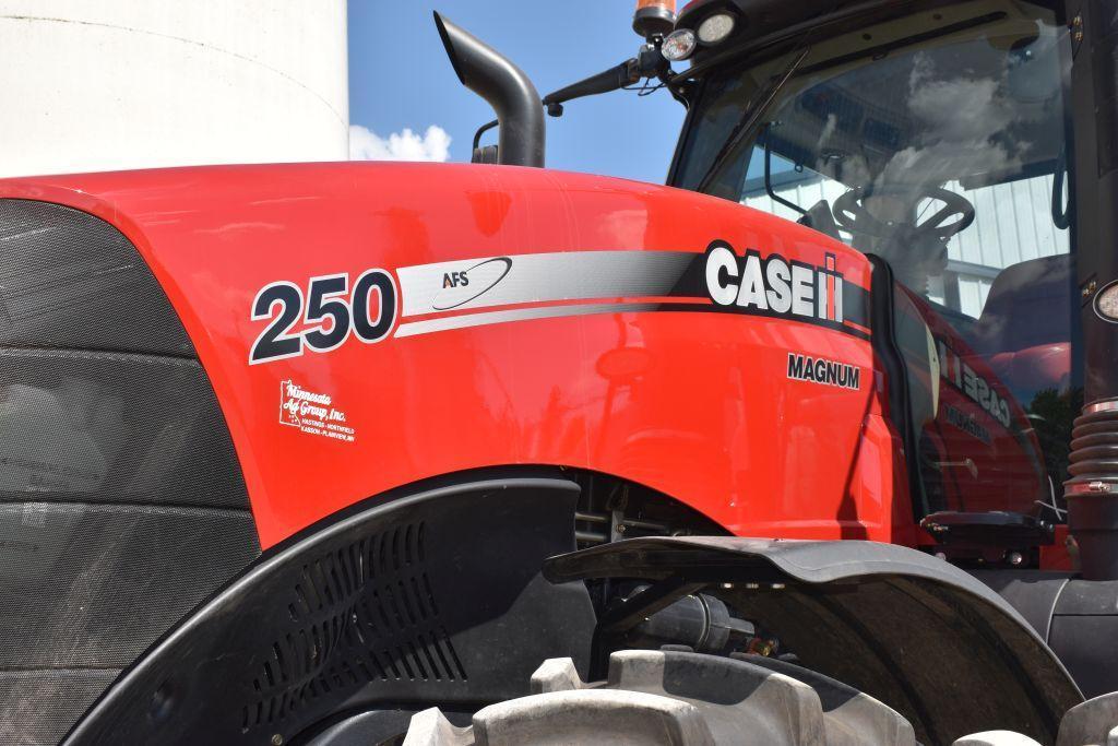 2015 Case IH 250 Magnum MFWD, 566 Actual Hours, 480/80R50 Rear Duals 90%, 420/85R34 Front Duals