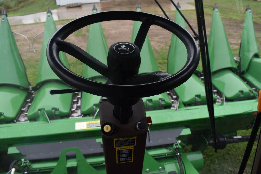 2011 John Deere 9670 STS, 821 Sep/1139 Eng Hours, 520/85R38 Duals, John Deere Command Center,