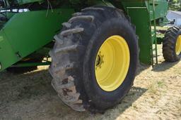 1988 John Deere 6620 Titan II Combine, 2585 Hours, 24.5x32 Tires, 14.9x24 Rear Tires, Hydro,