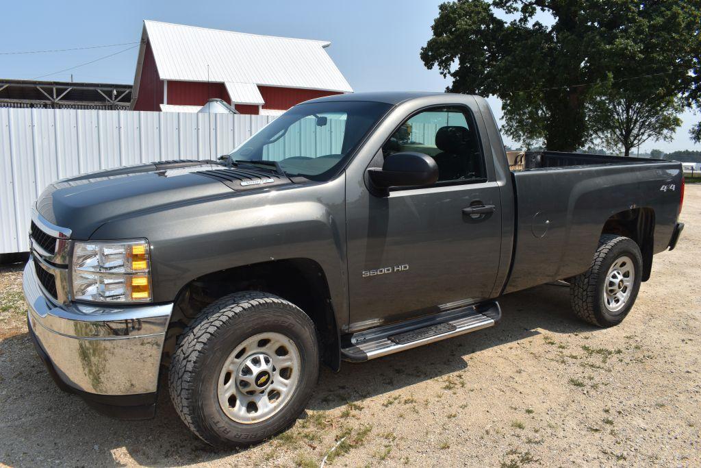 2011 Chevy 3500HD Pickup, Long Box, Reg Cab, 6.0L V8 Gas, Auto, 94,924 Miles, New Transfer