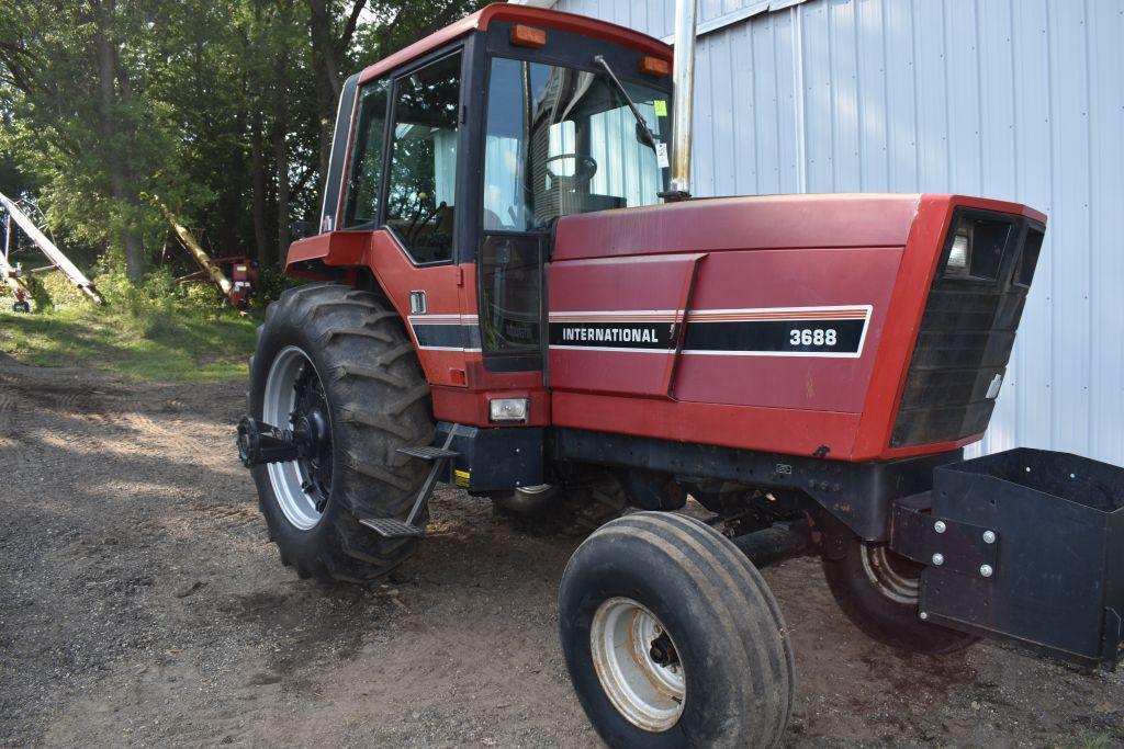 1982 International 3688 2WD Tractor, 18.4x38 Tires At 70%, 7,092 Hours, 540/1000PTO, 3 Hydraulics