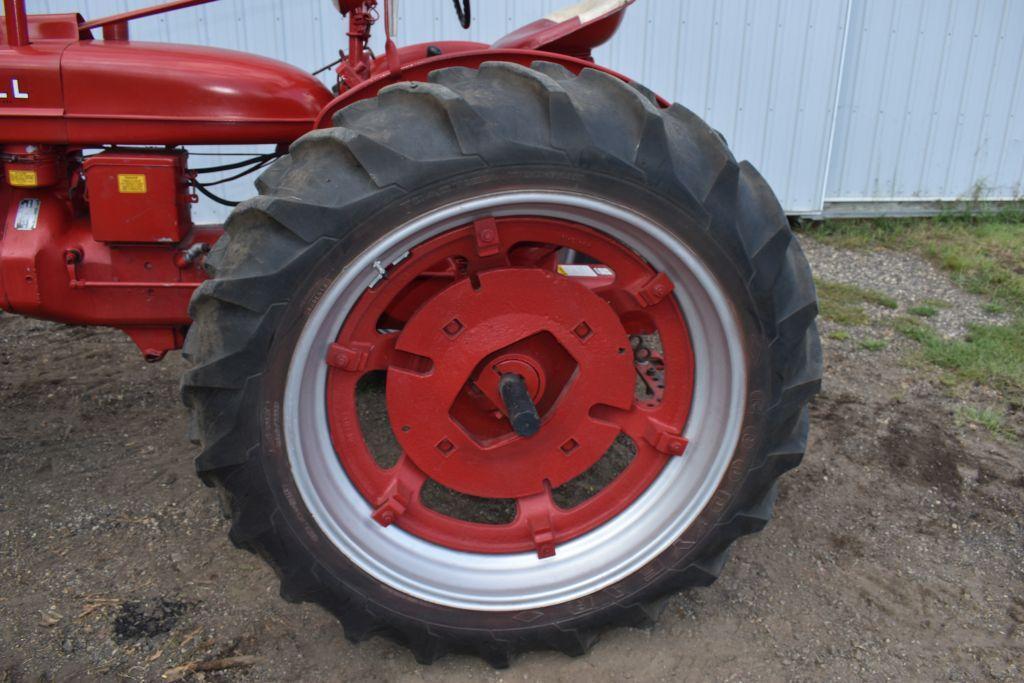 Farmall H Tractor, Restored, Narrow Front, 12.4x38 Tires At 85%, Rear Wheel Weights, Clam