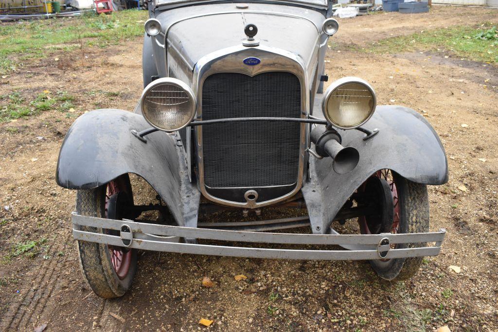 1930 Ford Model A 2 Door Roadster, Rumble Seat, Inline 4 cylinder Motor, Motor is Free