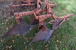 Allis Chalmers Snap Coupler 2 x 14's Plow, Coulters