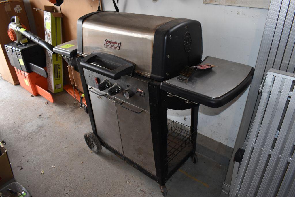 Coleman gas grill