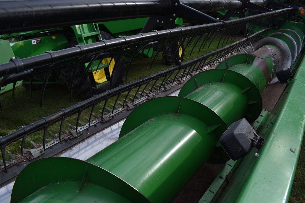 John Deere 920 Bean Head Platform, 20', 1.5" Cut, Poly Skids, Light Kit, Sells With Shop Built