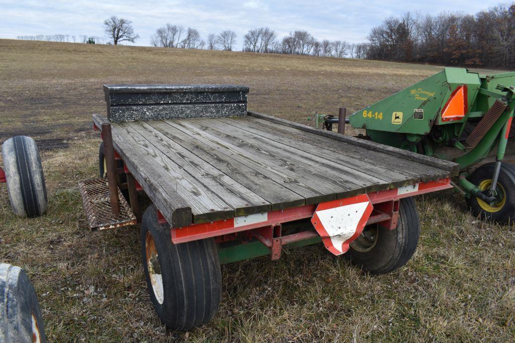 Rock Wagon With John Deere Running Gear & Hoist