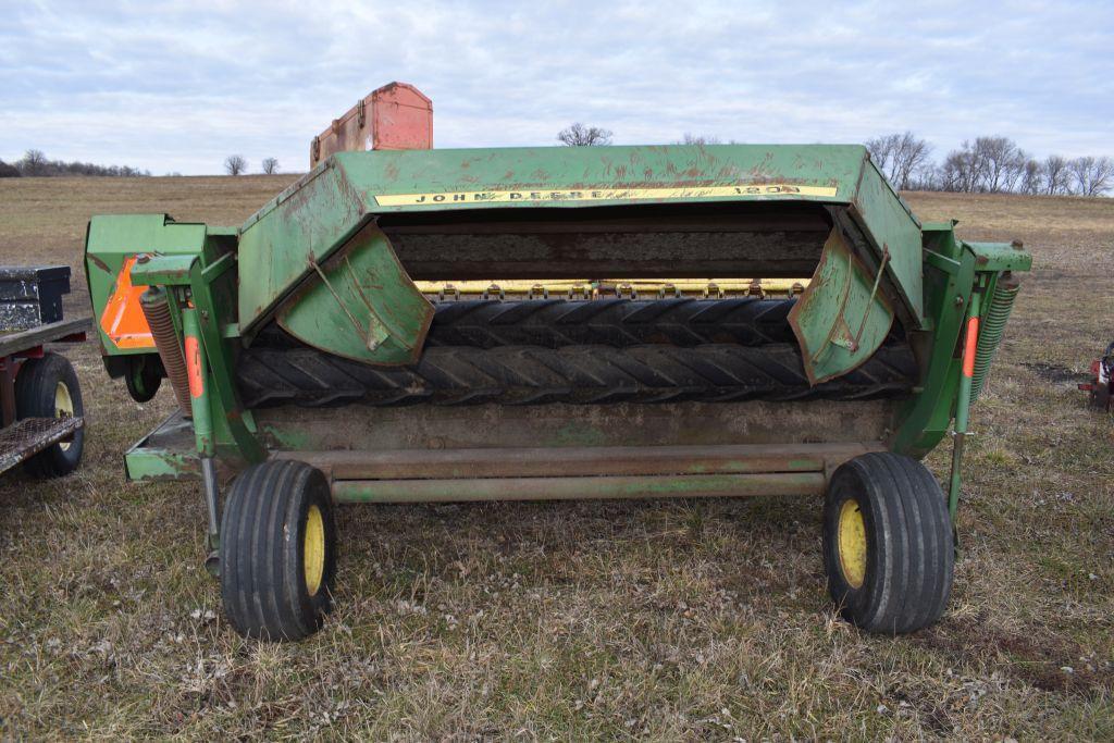 John Deere 1209 Haybine, 9' Cut, Good Rollers,