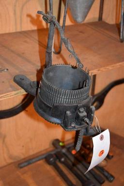 Vintage Gearhart Table Top Sock Knitter Machine, Hand Crank One Cylinder,