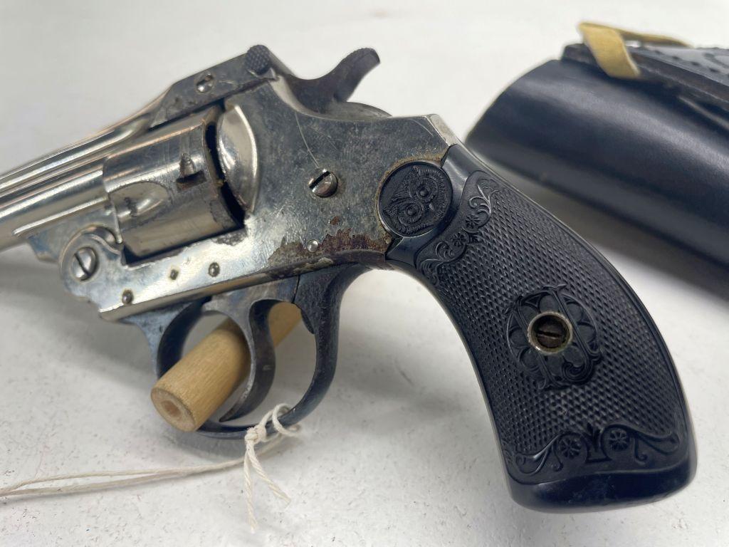 Iver Johnson Arms Revolver, 5 Shot, believe to be 32cal., SN: 58429, with leather holster