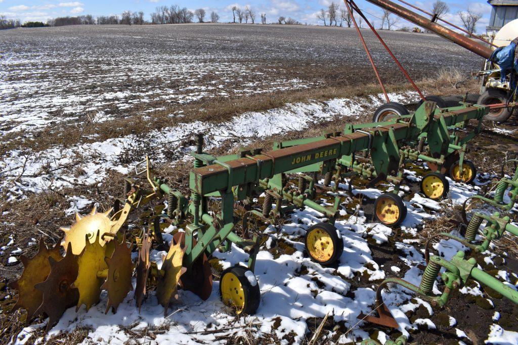 John Deere RM Row Crop Cultivator, 4 Row 30", 3pt., Rolling Shields