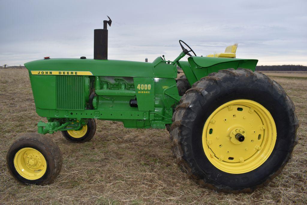 1969 John Deere 4000 Diesel Tractor, Open Station, Side Console, Syncro, 18.4x34, Fenders,