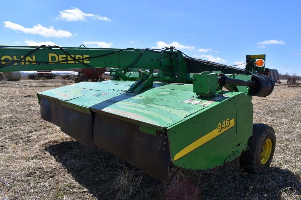 John Deere 946 MoCo, 2pt. Swivel Hitch, 13', Rubber Rolls, 1000PTO, SN: R320058