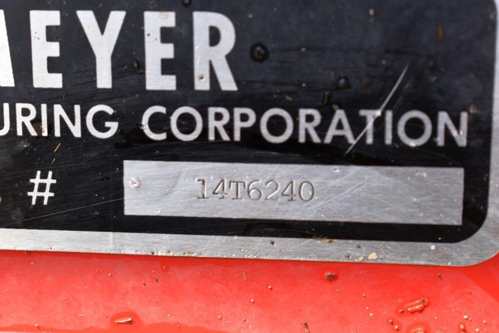Meyers TSS 4620 Forage Chopper Box, Meyers 15 Ton Tandem Running Gear, Roof, 3 Beaters,