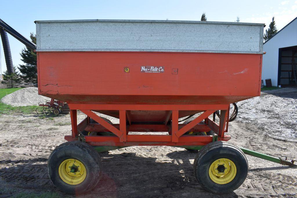 Nu-Bilt 220 Bushel Gravity Flow Wagon With KillBros 215 Hydraulic Auger, JD 1065A Running Gear